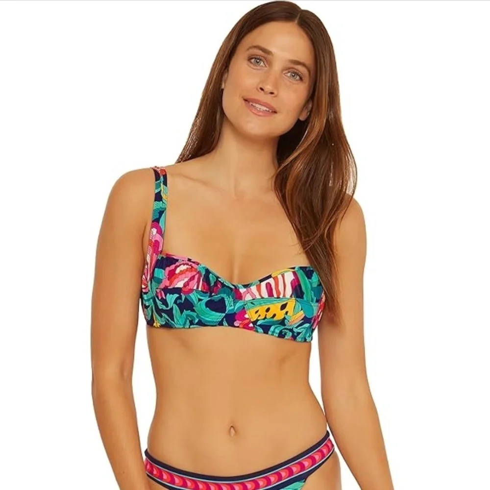 NWT Trina Turk Standard Underwire Bikini Top